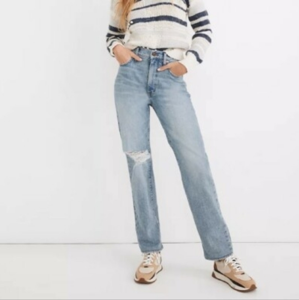 28 Madewell NC018 The Perfect Vintage Straight Jeans